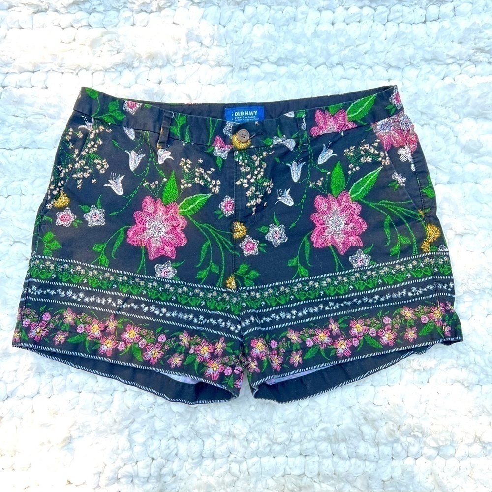 Floral Print Khaki Shorts